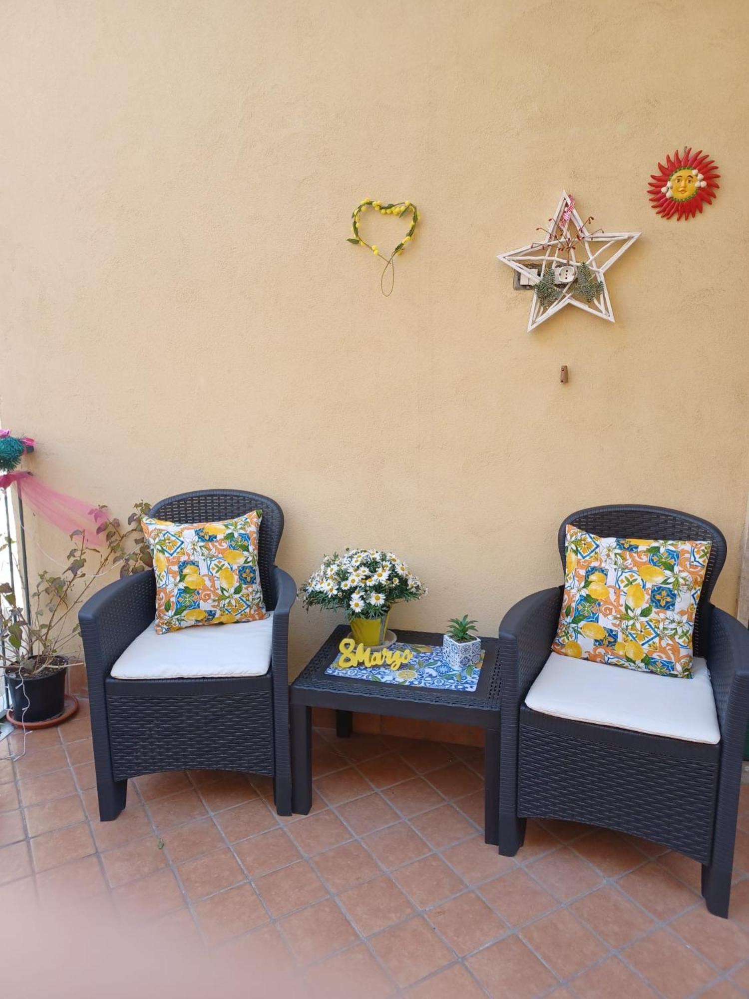 Bed and Breakfast La Terrazza Di Monica & Teresa Portici Exterior foto